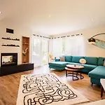 Villa Avec Piscine 24 Couchages